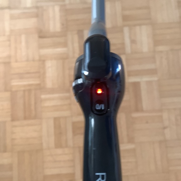 1/2 inch Curling Iron (Revlon) - Picture 4 of 7